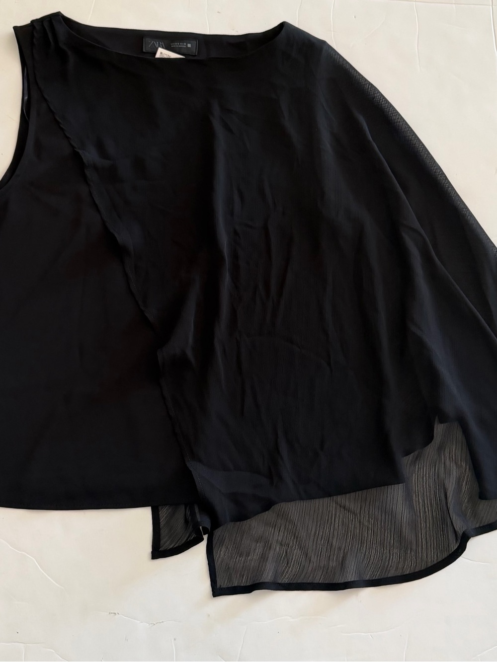 Zara Women’s Asymmetrical Top